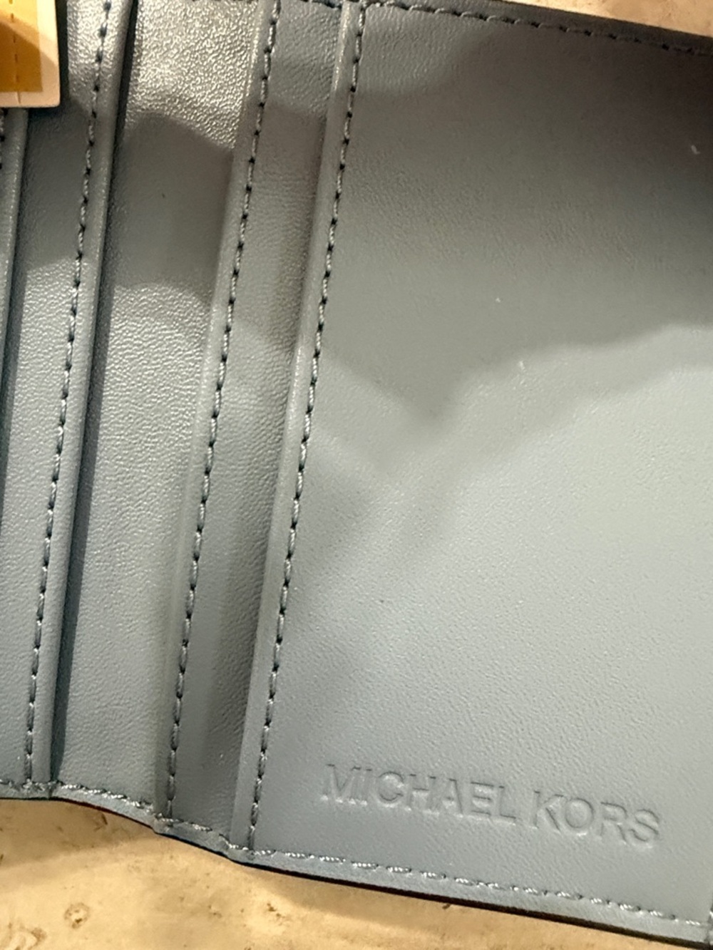 Michael Kors chambray MK Logo Trifold Wallet with Gold Hardware..not - Picture 3 of 5